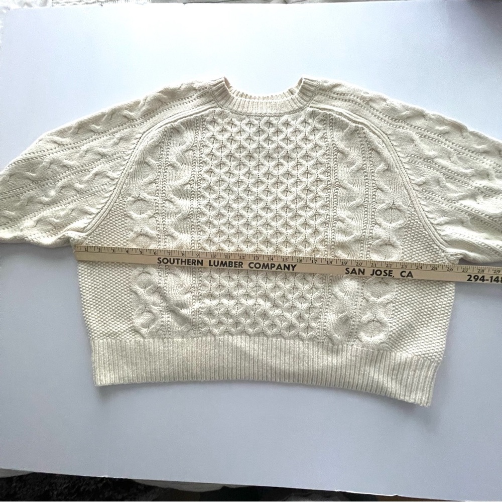 Universal Thread XL Ivory Rory boxy oversized cable Knit Sweater - Picture 5 of 8